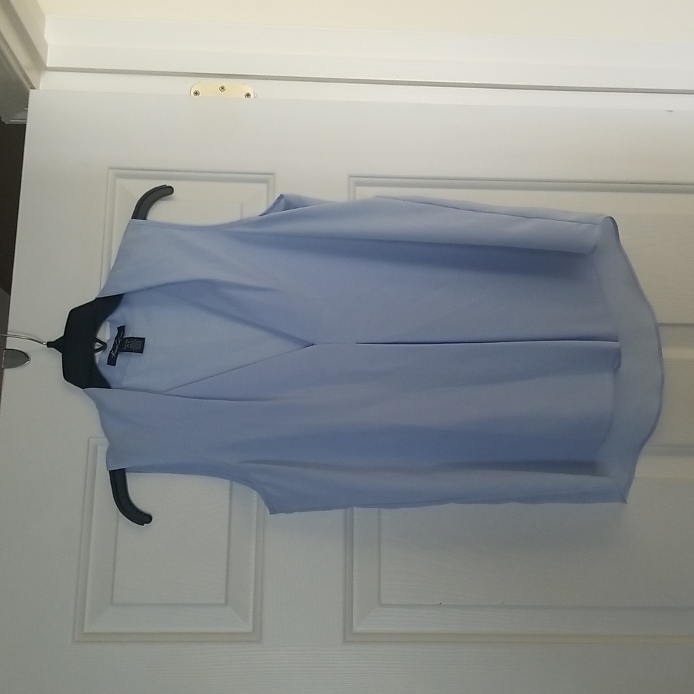 Kenneth Cole top